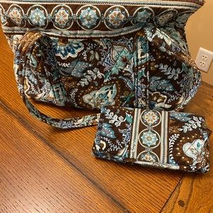 Vera Bradley purse/wallet set